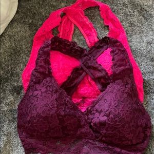 2 bralettes